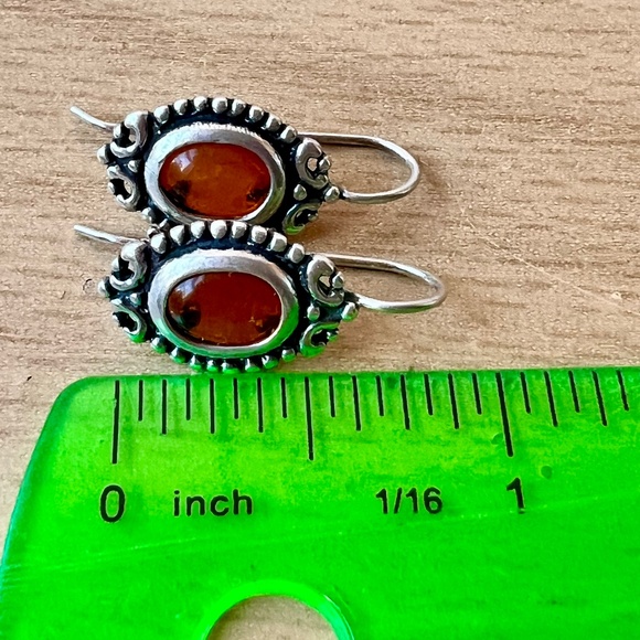 VINTAGE 925 STERLING SLVR OVAL AMBER SMALL ORNATE EARRINGS DROP DANGLE WIRE LOCK - Picture 5 of 16